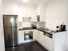 Ultra Convenient Apartment HER09029